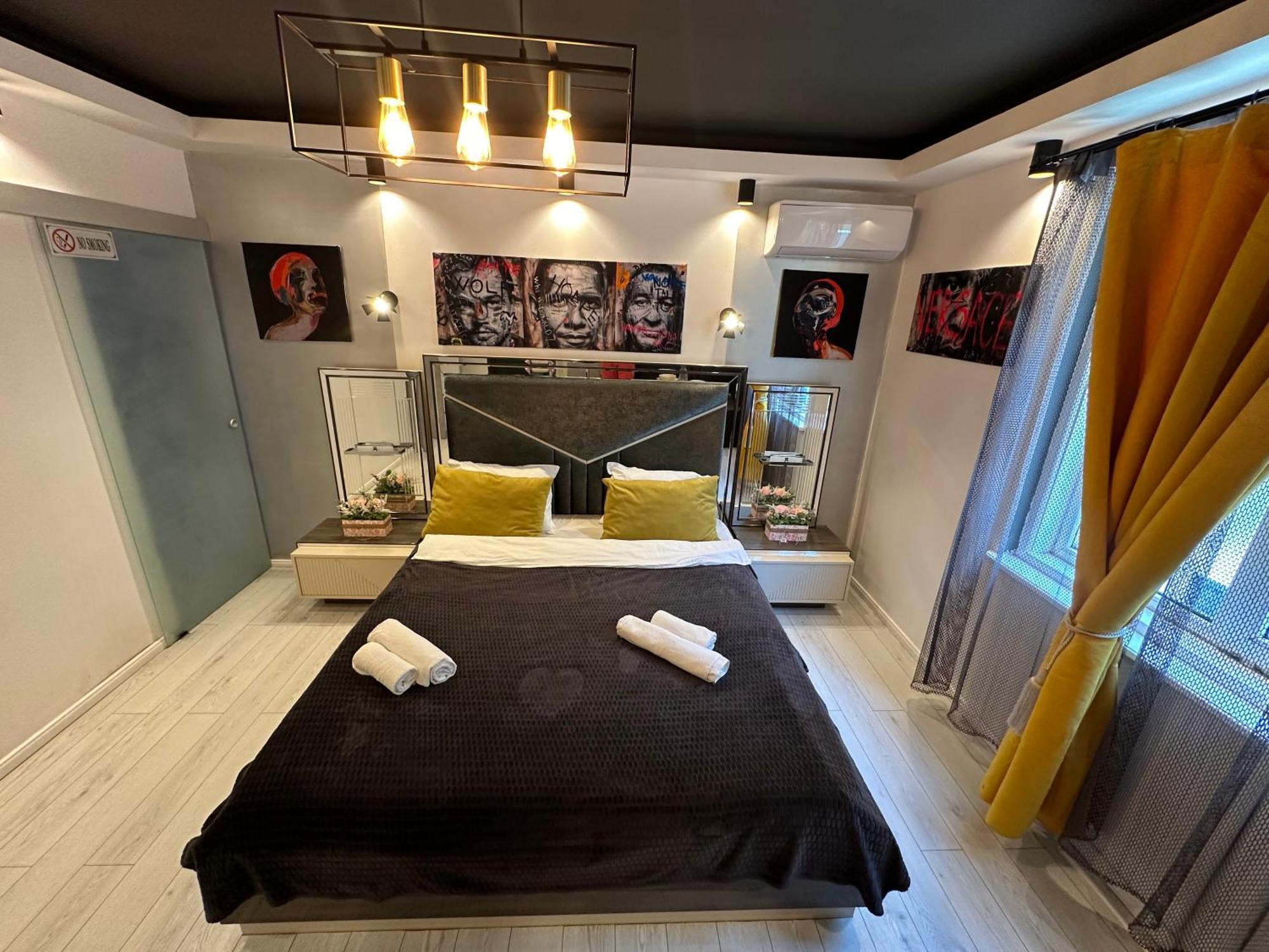 The Fame - Modern Studio In Top Location & Parking Craiova Exterior foto